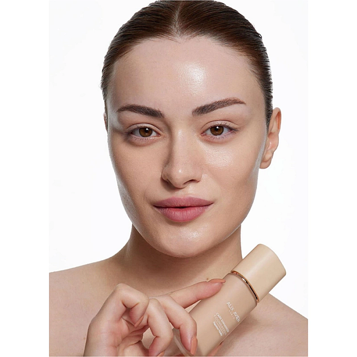 Fond de ten care enhancer foundation