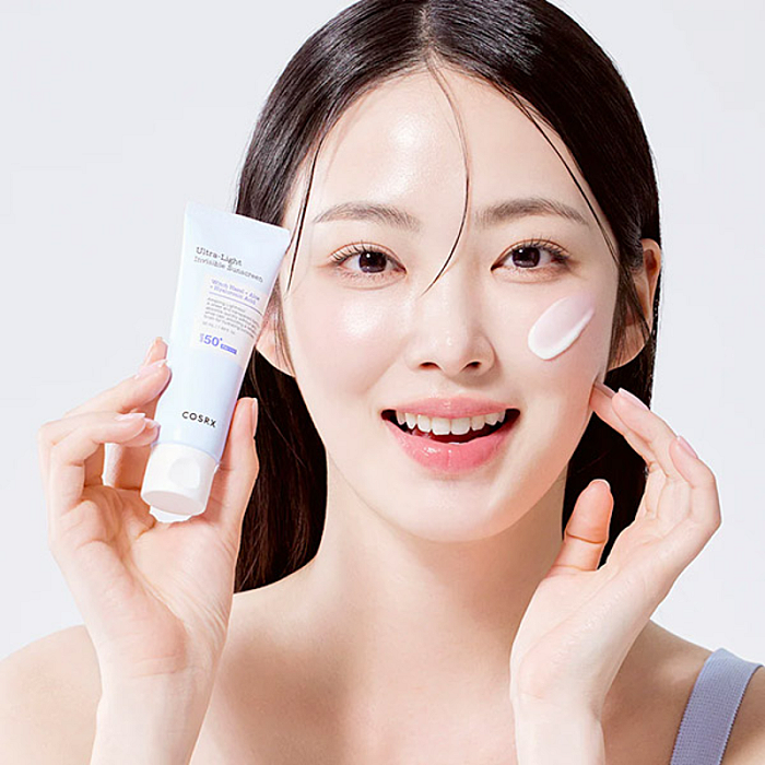 Crema cu protectie solara Ultra-Light Invisible Sunscreen SPF50 PA++++