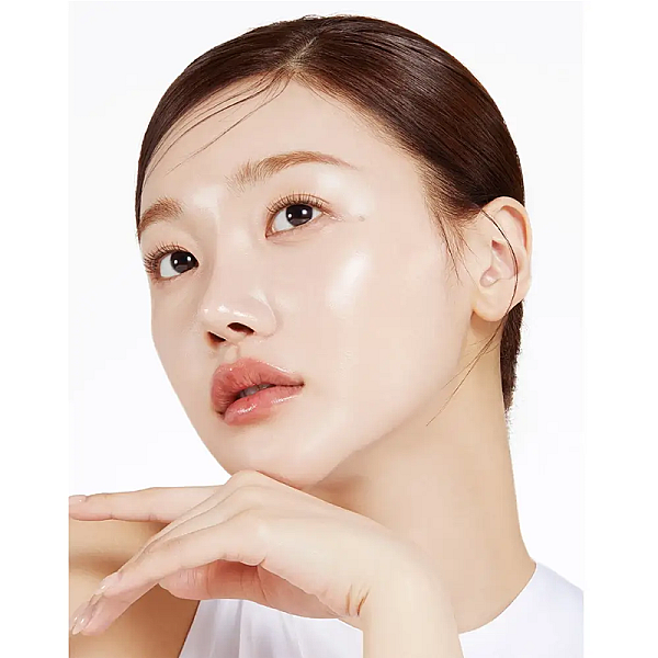 Ser de fata cu efect iluminator Collagen Glow Booster