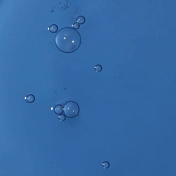 Ser de fata pentru minimizarea porilor cu AHA 1% si niacinamide 2% Zero Pore One Day