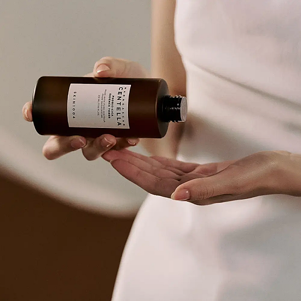 Toner cu probiotice si ceramide Madagascar Centella Probio-Cica Essence