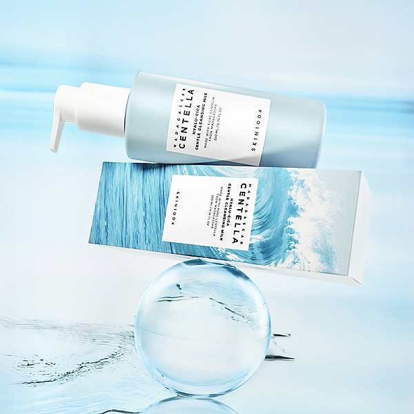 Lapte demachiant cu acid hialuronic Madagascar Centella Hyalu-Cica Gentle Cleansing Milk