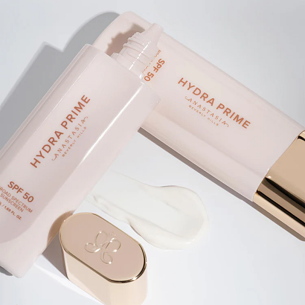 Baza de machiaj Hydra Prime SPF 50