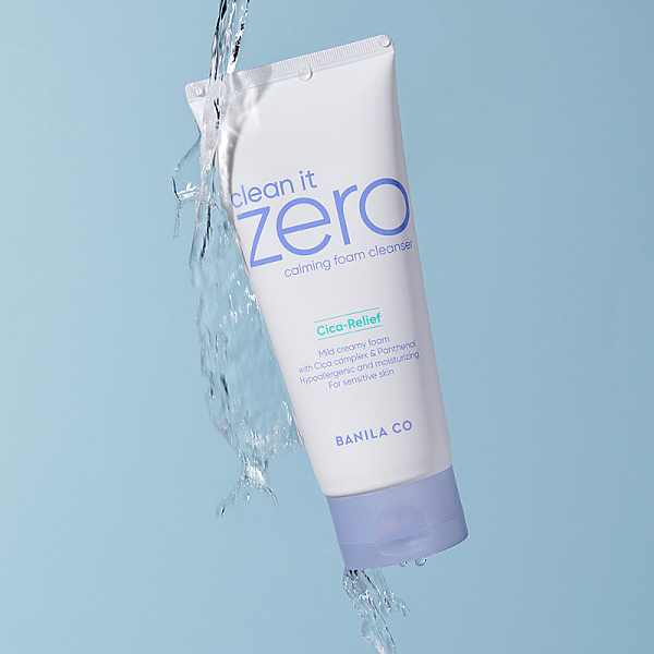 Spuma de curatare calmanta cu Centella Asiatica Clean It Zero Calming