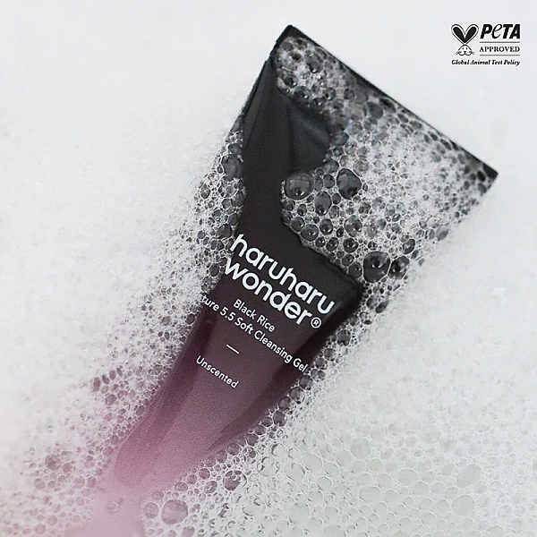 Gel de curatare pentru ten sensibil cu extract de orez negru Black Rice Soft Cleansing Gel