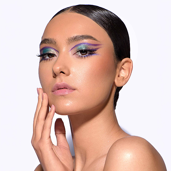 Paleta 21 farduri cremoase electric mousse palette