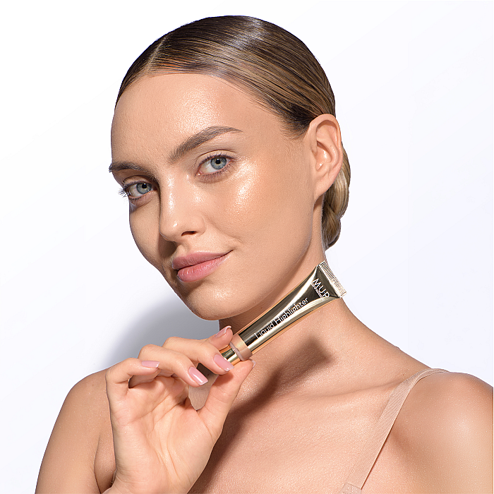 Iluminator lichid liquid highlighter