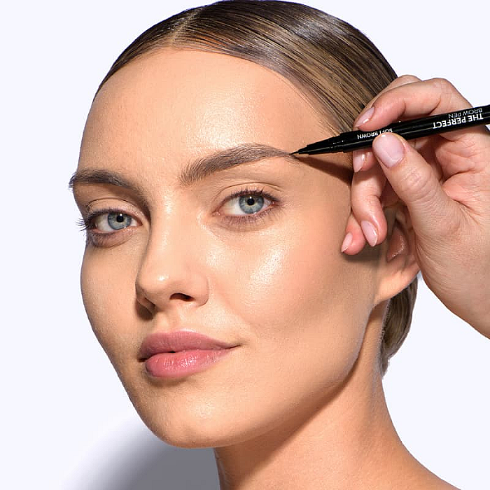 Carioca pentru sprancene the perfect brow pen 